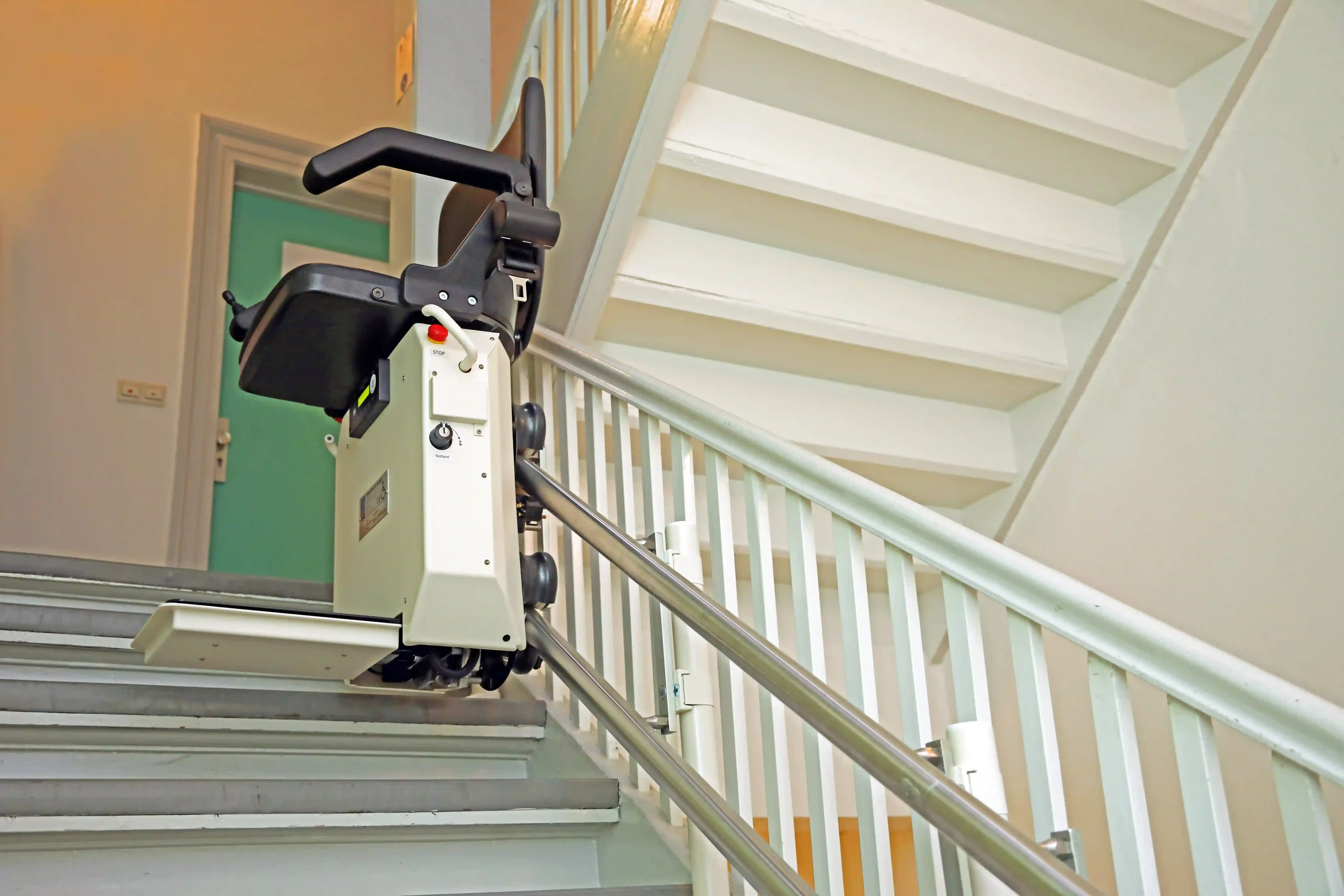 Image installateur monte escalier 4 monte escalier 58